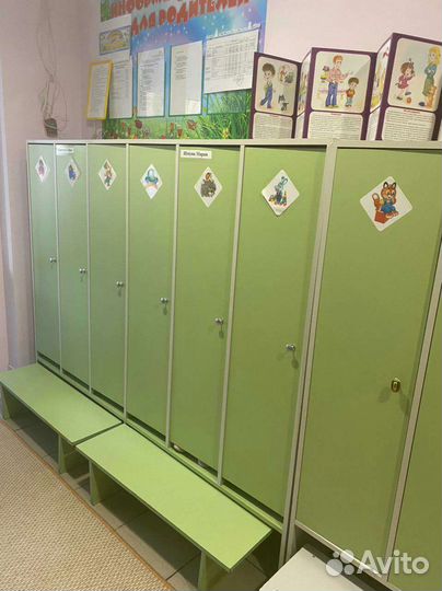 Шкафчики для раздевалки детские