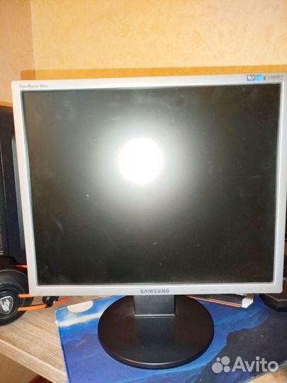 Монитор самсунг
