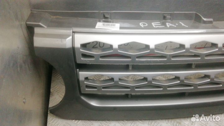 Решетка радиатора land rover discovery 4 2009 2010