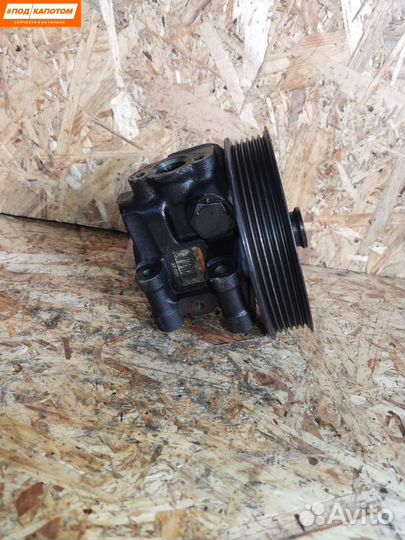 Насос гидроусилителя руля Ford Mondeo 3 1357641