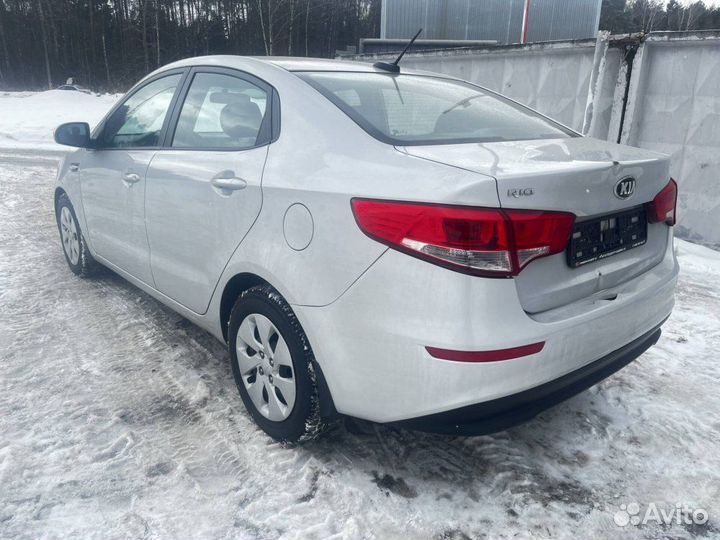 Автомобиль на запчасти Kia Rio седан 1.6 AT