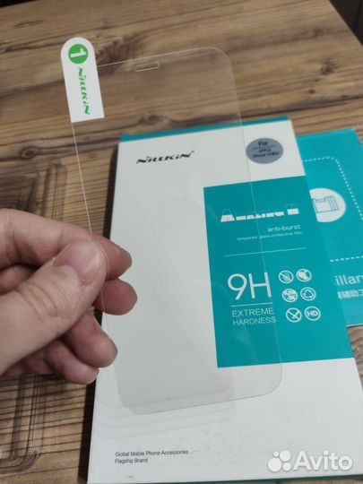 Защитное стекло на iPhone 12 mini