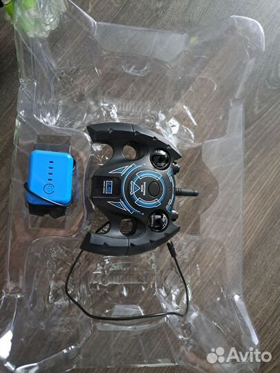 Радиоуправляемая машинка