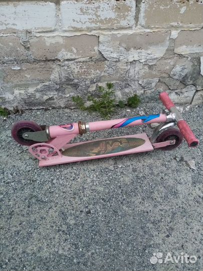 Самокат детский бу со светящимися колёсами