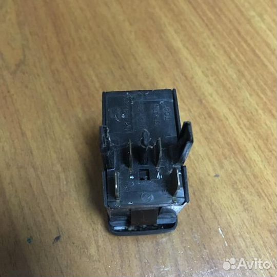 Кнопка обогрева заднего стекла Сеат Кордоба