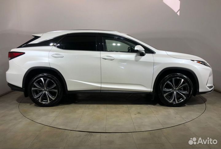 Lexus RX, 2021