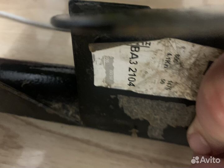 Фаркоп на ваз 2104