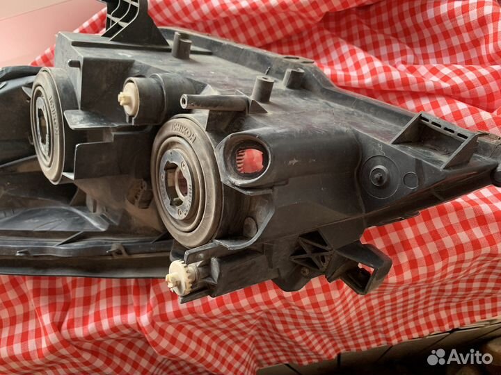 Фара правая, Nissan Wingroad y11 рестайлинг