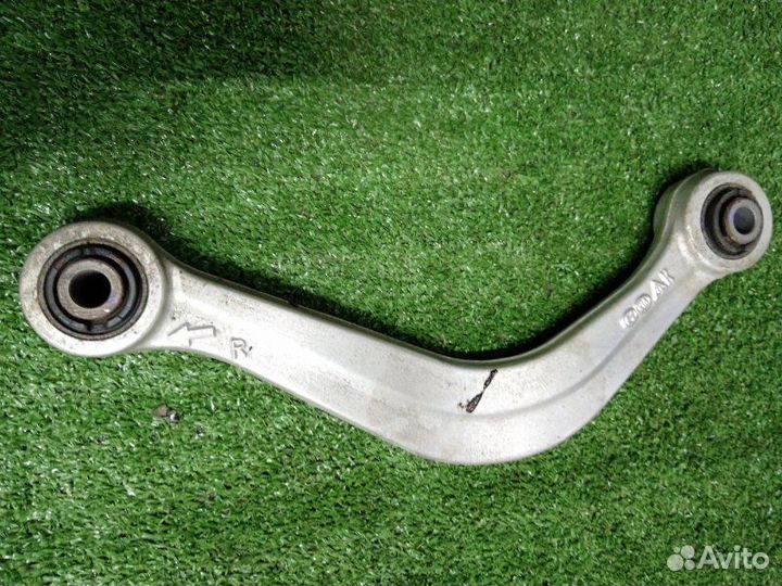 Рычаг подвески (серп) задний правый Kia Optima JF