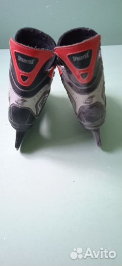 Коньки хоккейные