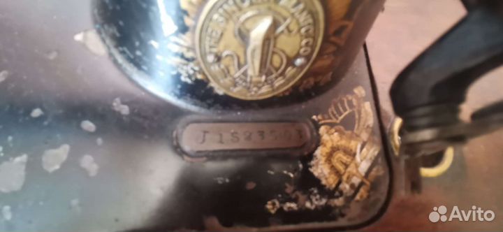 Швейная машина Singer