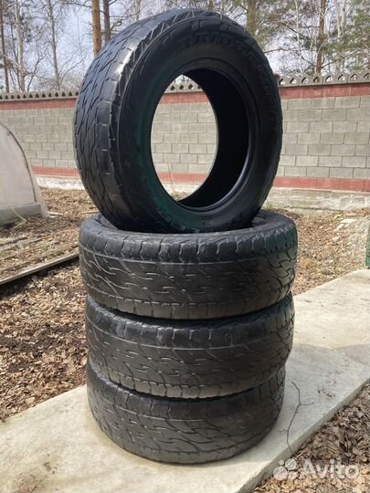 Bridgestone Dueler A/T 697 265/65 R17 112T