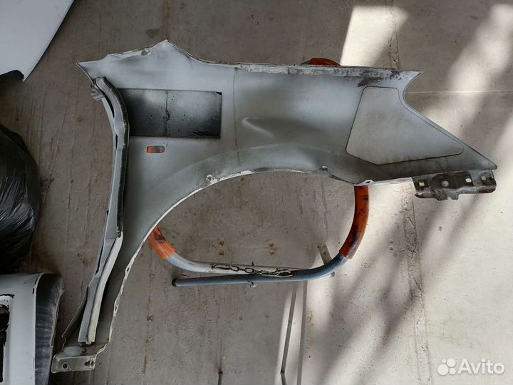 Крыло переднее левое Ниссан Альмера G15