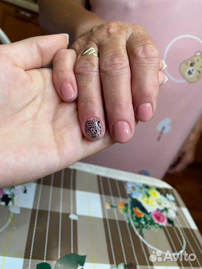 Маникюр,наращивание,педикюр