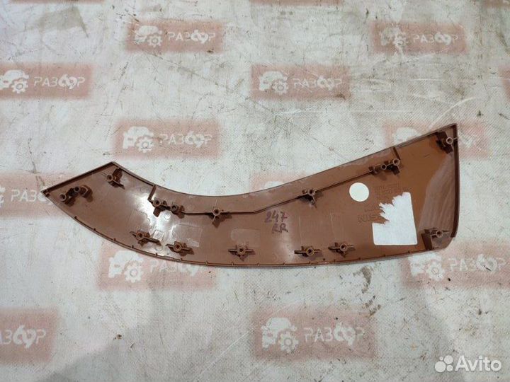 Накладка декоративная задняя правая Infiniti Fx37