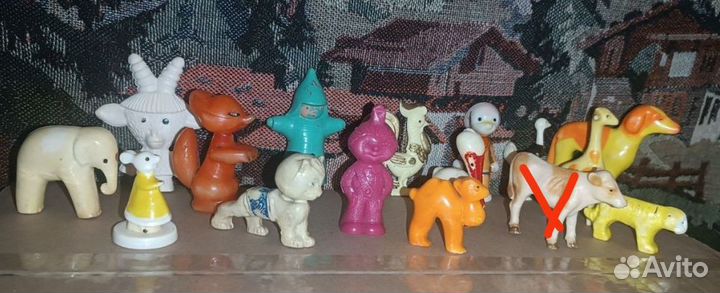 Игрушки,колкий пластик