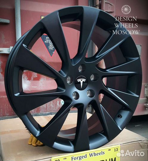 Кованые диски R20 наличие Tesla Model 3 Model Y