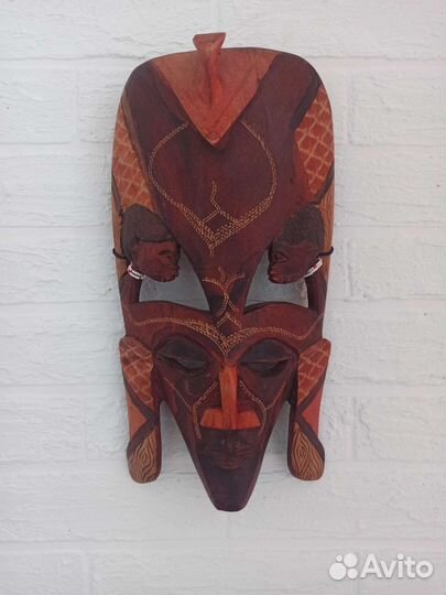 Африканская маска дерево