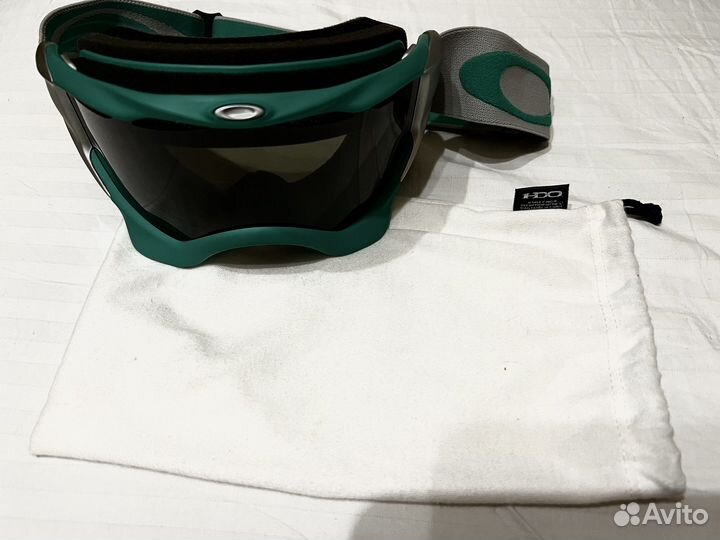 Горнолыжная маска oakley