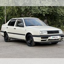 Volkswagen Vento 1.4 MT, 1993, 263 452 км, с пробегом, цена 180 000 руб.