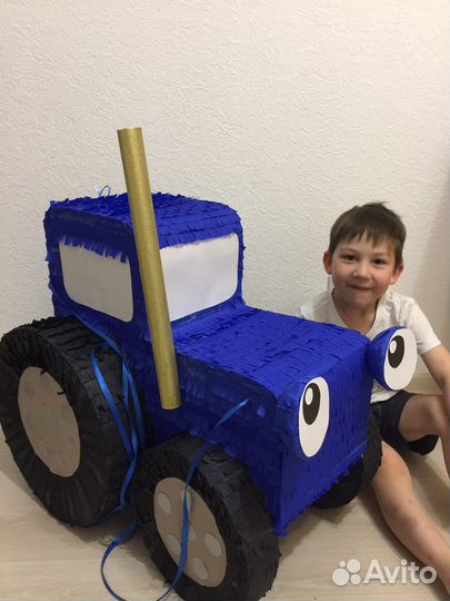 Пиньята Синий трактор Машина