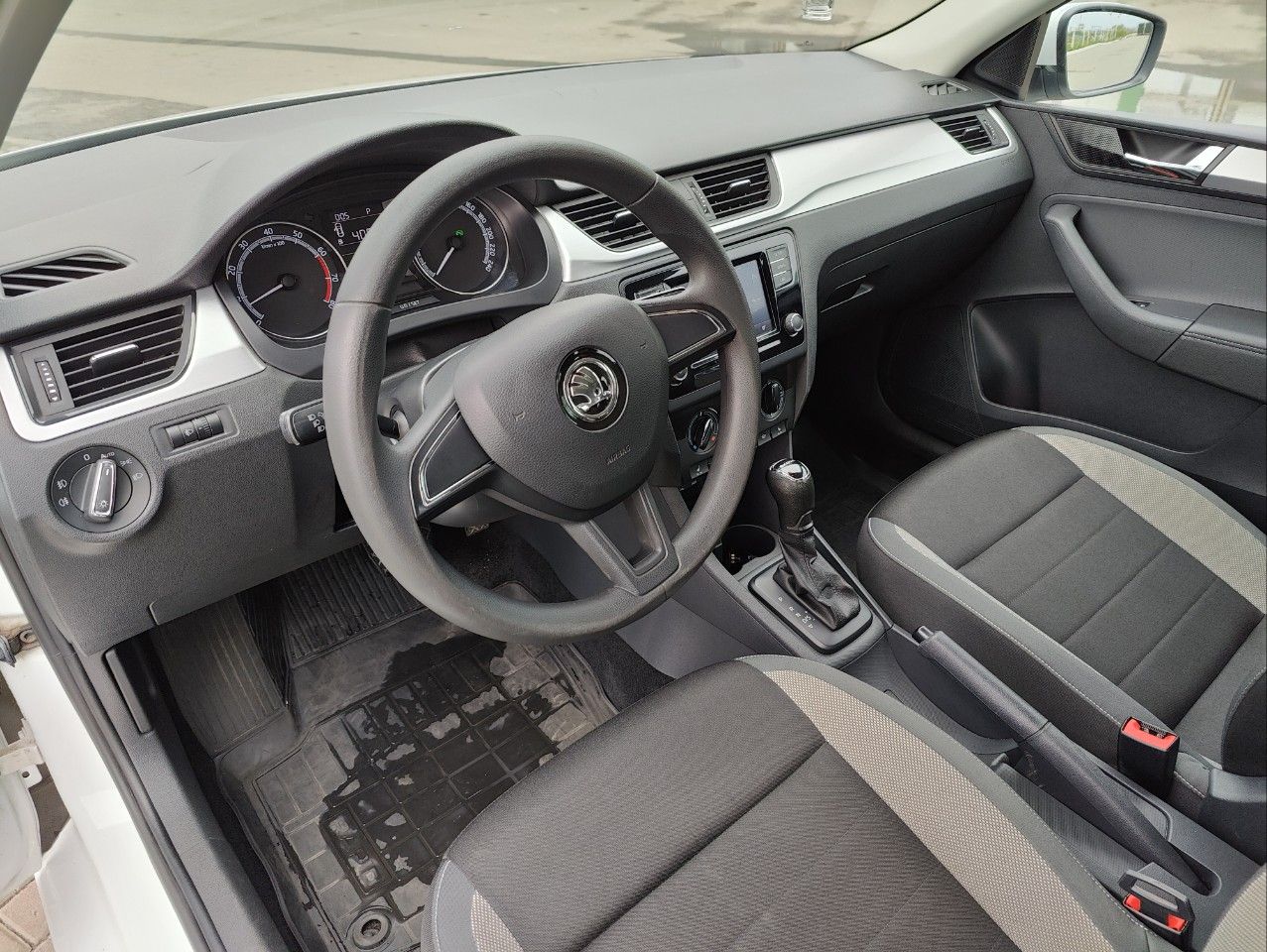 Skoda Rapid: фото владельца