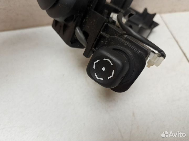 Переключатель поворотов подрулевой 8414030311