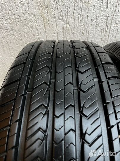 Sunfull Mont-Pro HT781 235/60 R16