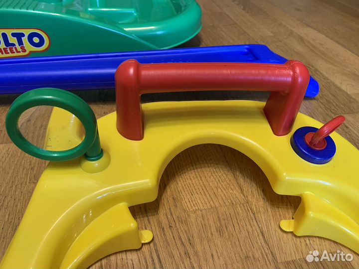 Комплектующие запчасти к машинке каталке Полесье