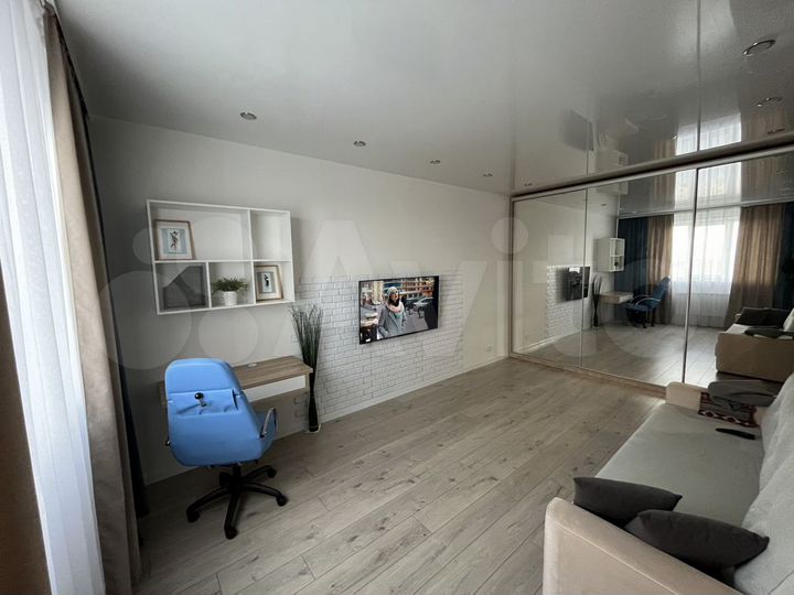 2-к. квартира, 50 м², 9/9 эт.