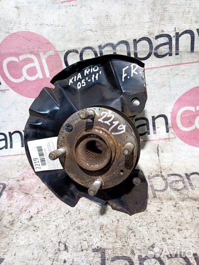 Кулак поворотный передний правый Kia Rio 2005-2011