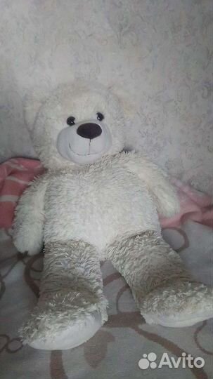 Плюшевый медведь большой