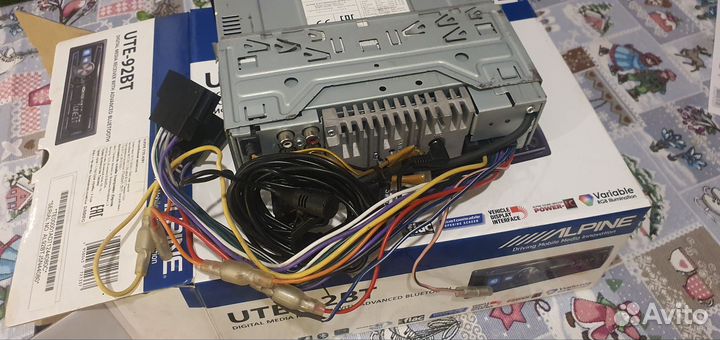 Автомагнитола Alpine ute-92bt