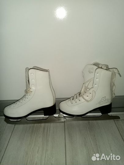 Коньки фигурные