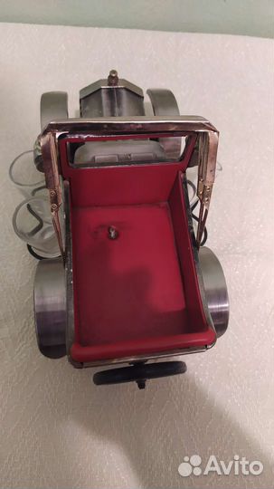 Винтажный мини бар автомобиль