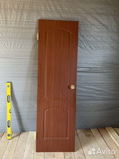 Две Двери левая и правая с порогом в санузел