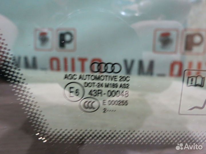 Форточка задняя левая Audi Q3