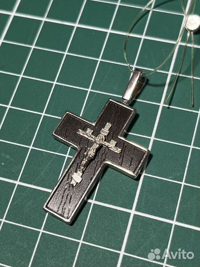 Серебряный крест