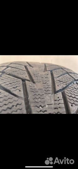 Hankook Winter I'Cept Evo 215/60 R16