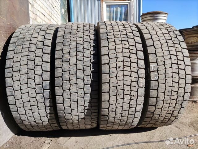 Грузовая шина бу 315 70 R22.5 Hankook