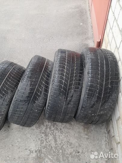 Michelin X Radial 215/55 R16 V