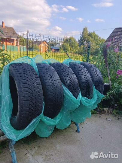 Bridgestone Blizzak Spike-01 255/60 R18 112T