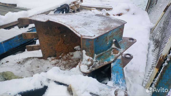 Ковш экскаватора мтз