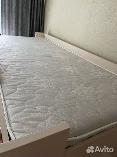 Двухъярусная кровать с диваном бу