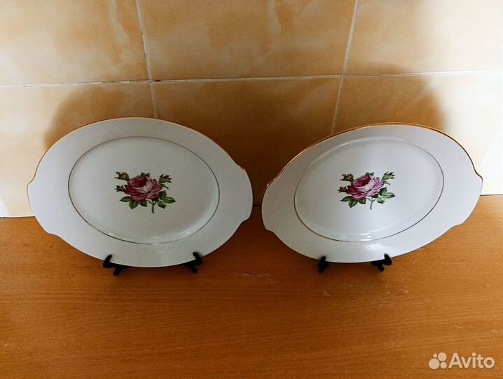 Большое блюдо. Фарфор. Позолота. kahla. ГДР