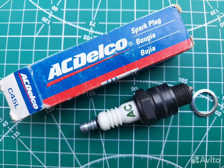 Свеча зажигания на ретро технику Москвич, Иж, Рига