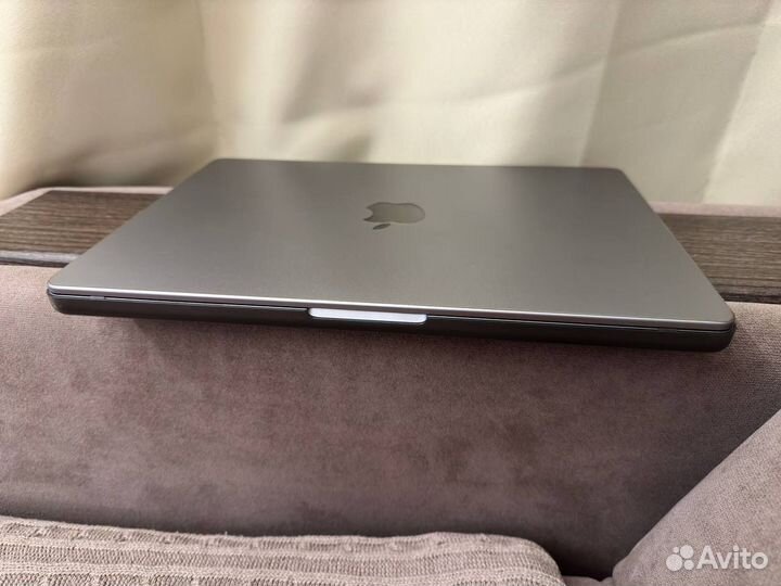 Apple MacBook Pro 14 M2 2023