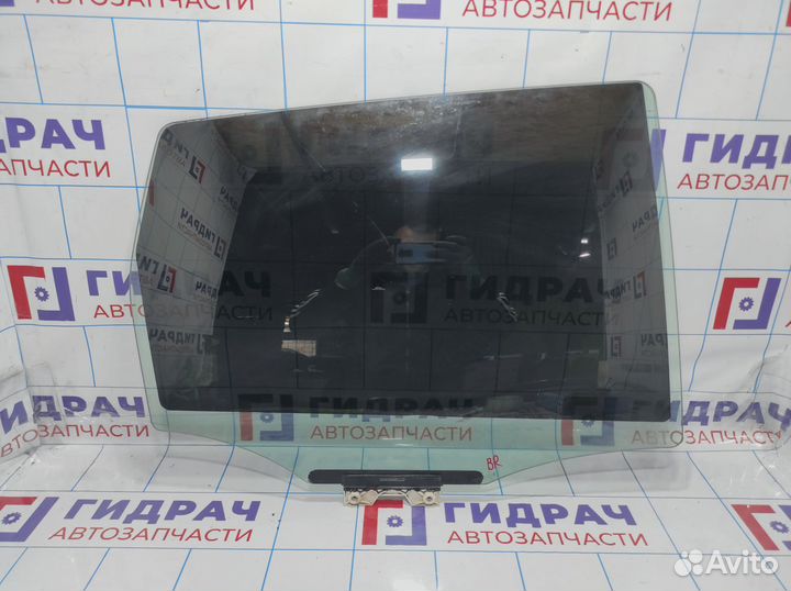Стекло двери задней правой Ford Kuga 1805750