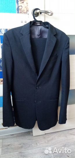 Школьный костюм для мальчика серый