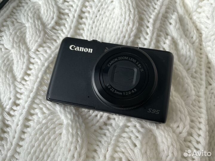 Canon PowerShot S95